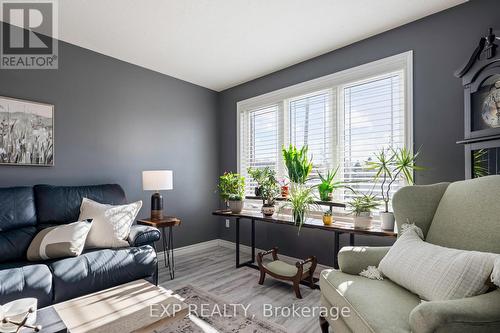 771 Princess Street, Wellington North, ON - Indoor Photo Showing Living Room