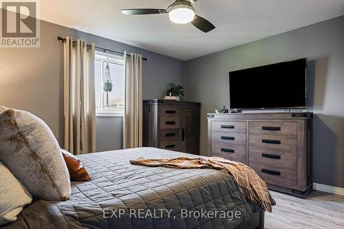 771 Princess Street, Wellington North, ON - Indoor Photo Showing Bedroom