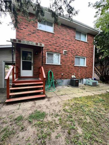 22 St James Unit C Street, Brantford, ON - Outdoor With Exterior