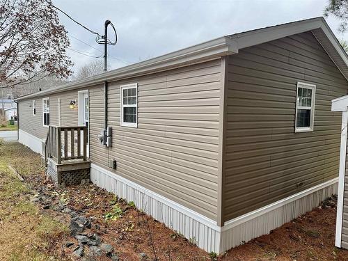 5 Spring Crescent, Bridgewater, NS 