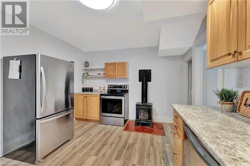 Kitchen - 59 Buffalo Street, Brantford, ON - Indoor Photo Showing Kitchen