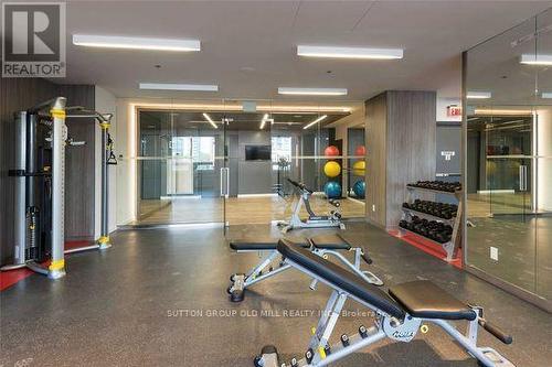 2105 - 318 Richmond Street W, Toronto, ON - Indoor Photo Showing Gym Room