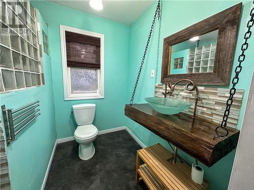 10 Campbell Street E, Little Current, ON - Indoor Photo Showing Bathroom