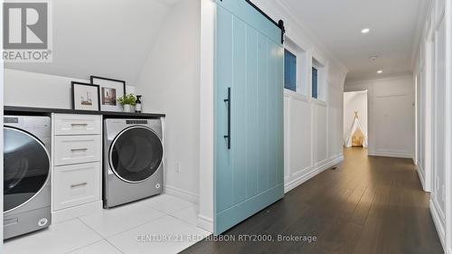 2300 Lime Kiln Drive, London, ON - Indoor Photo Showing Laundry Room