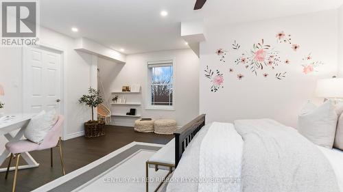 2300 Lime Kiln Drive, London, ON - Indoor Photo Showing Bedroom