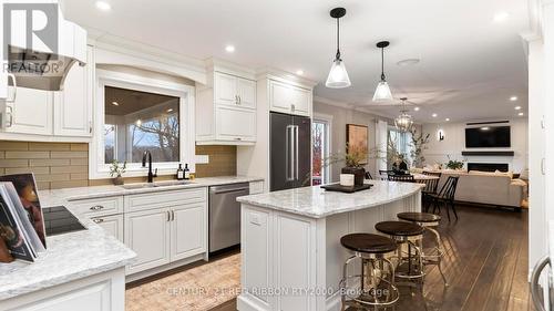 2300 Lime Kiln Drive, London, ON - Indoor Photo Showing Kitchen With Double Sink With Upgraded Kitchen