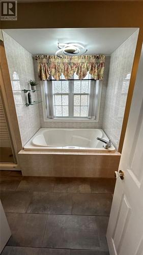 9 Mccarthys Lane, Kippens, NL - Indoor Photo Showing Bathroom