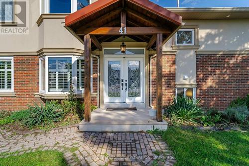 41 Bowshelm Court, Mississauga, ON - Outdoor