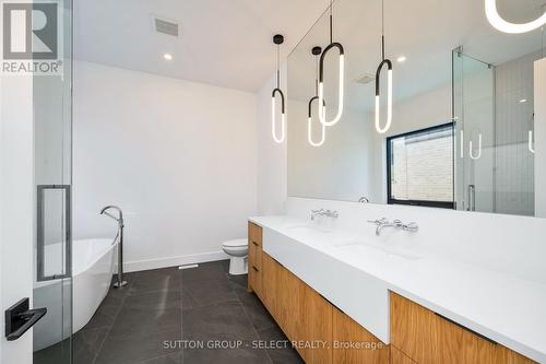 49 Edgeview Crescent, Middlesex Centre (Kilworth), ON - Indoor Photo Showing Bathroom