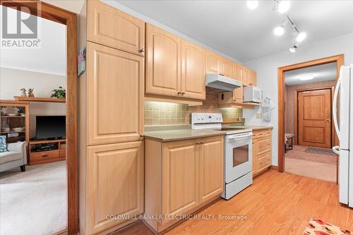 4 - 645 Whitaker Street, Peterborough (Ashburnham), ON - Indoor Photo Showing Kitchen