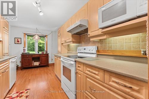 4 - 645 Whitaker Street, Peterborough (Ashburnham), ON - Indoor Photo Showing Kitchen