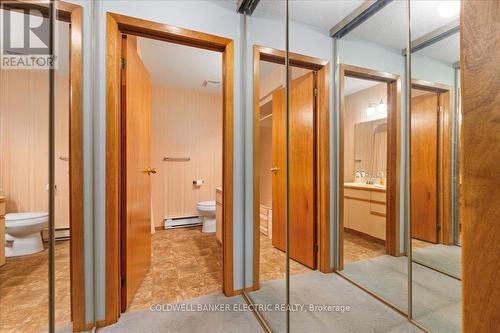 4 - 645 Whitaker Street, Peterborough (Ashburnham), ON - Indoor Photo Showing Bathroom