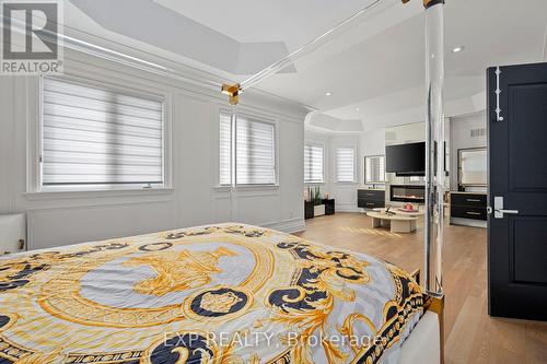 102 Vines Place, Aurora, ON - Indoor Photo Showing Bedroom