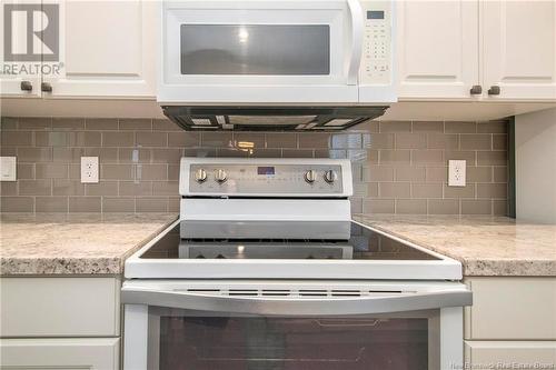 26 Parkview Lane, Sussex, NB - Indoor Photo Showing Kitchen