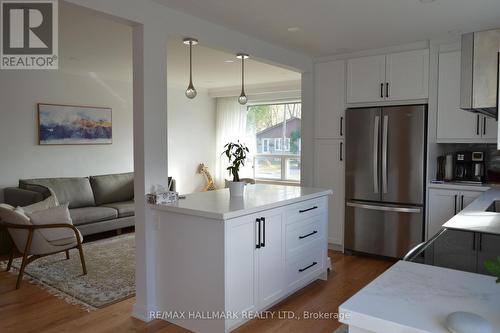 44 Santa Barbara Road, Toronto, ON - Indoor Photo Showing Kitchen