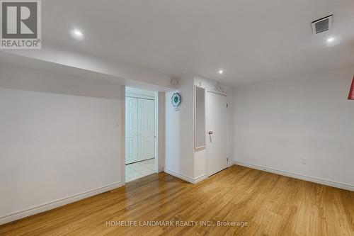 552 Queen Victoria Drive, Hamilton, ON - Indoor Photo Showing Other Room