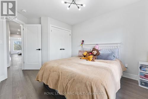 318 River Road, Welland (768 - Welland Downtown), ON - Indoor Photo Showing Bedroom