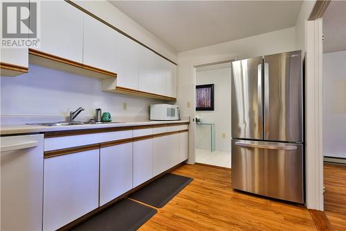 1630 Paris Street Unit# 201, Sudbury, ON - Indoor Photo Showing Kitchen