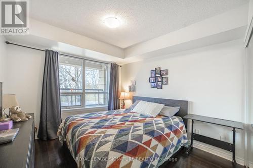 211 - 27 Rean Drive, Toronto, ON - Indoor Photo Showing Bedroom