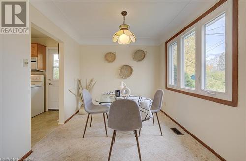 52 Brentwood Drive, Guelph, ON - Indoor Photo Showing Dining Room