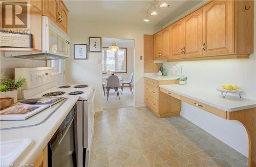 52 Brentwood Drive, Guelph, ON - Indoor Photo Showing Kitchen