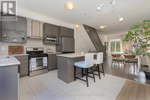 34 - 425 Ladycroft Terrace, Mississauga, ON - Indoor Photo Showing Kitchen