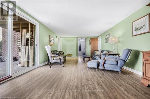 1020 West Street, Kincardine, ON - Indoor Photo Showing Bedroom