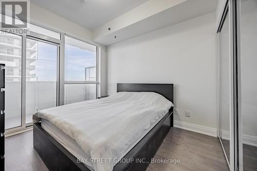 1201 - 55 Speers Road, Oakville, ON - Indoor Photo Showing Bedroom