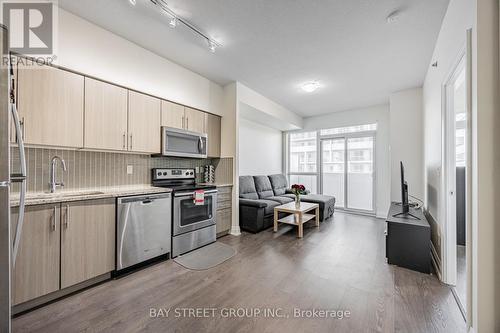 1201 - 55 Speers Road, Oakville, ON - Indoor Photo Showing Kitchen