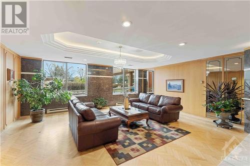 960 Teron Road Unit#211, Ottawa, ON - Indoor Photo Showing Living Room