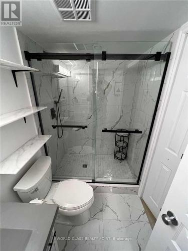 203 - 801 Bay Street, Toronto, ON - Indoor Photo Showing Bathroom