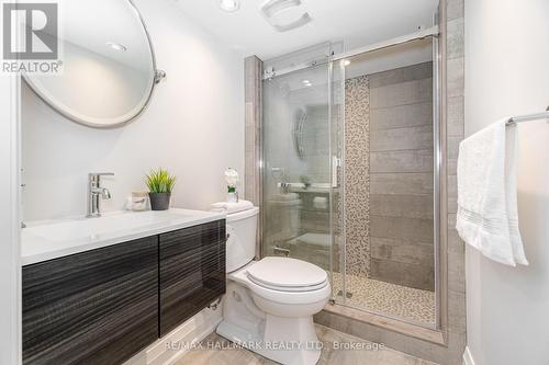 189 Patna Crescent, Vaughan, ON - Indoor Photo Showing Bathroom