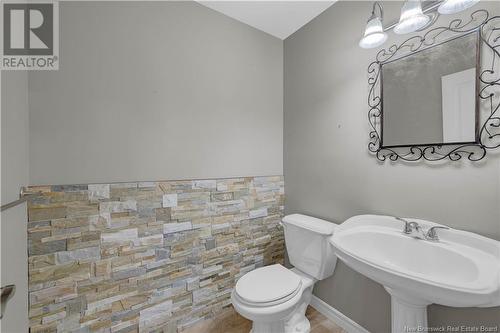 142 Royal Oaks Boulevard, Moncton, NB - Indoor Photo Showing Bathroom