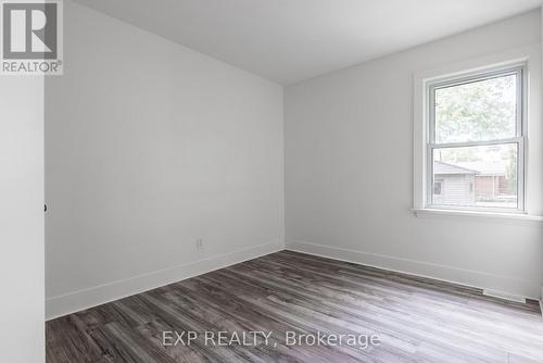 3047 Saint Patrick Avenue, Niagara Falls (206 - Stamford), ON - Indoor Photo Showing Other Room