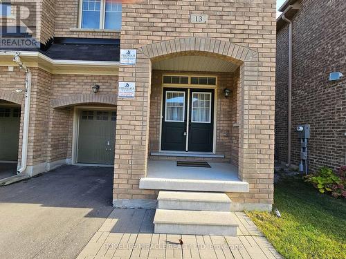 13 Goulston Street, Brampton, ON - Outdoor