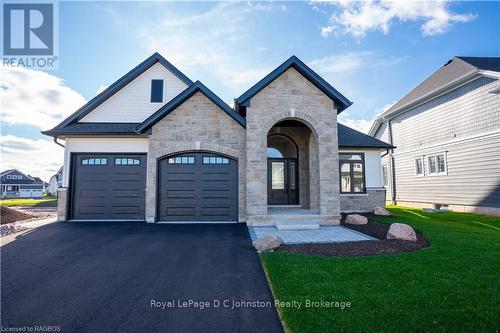 546 Algonquin Trail, Georgian Bluffs, ON - Outdoor With Facade