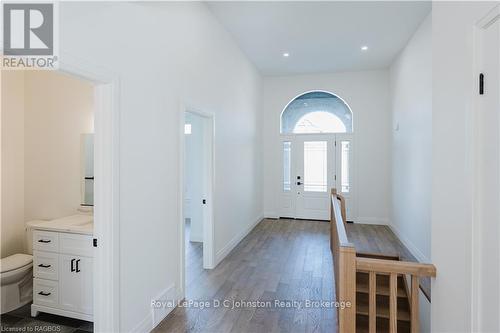 546 Algonquin Trail, Georgian Bluffs, ON - Indoor Photo Showing Other Room