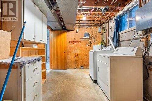 273 Reynolds Drive, Brockville, ON - Indoor Photo Showing Laundry Room