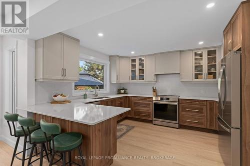 1220 Humberside Drive, Kingston (North Of Taylor-Kidd Blvd), ON - Indoor Photo Showing Kitchen With Upgraded Kitchen