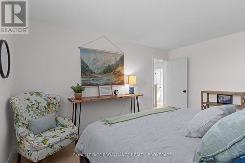 1220 Humberside Drive, Kingston (North Of Taylor-Kidd Blvd), ON - Indoor Photo Showing Bedroom