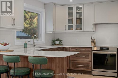 1220 Humberside Drive, Kingston (North Of Taylor-Kidd Blvd), ON - Indoor Photo Showing Kitchen With Upgraded Kitchen