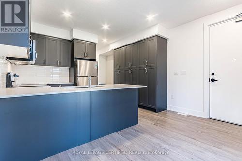 63 - 99 Roger Street, Waterloo, ON - Indoor Photo Showing Kitchen