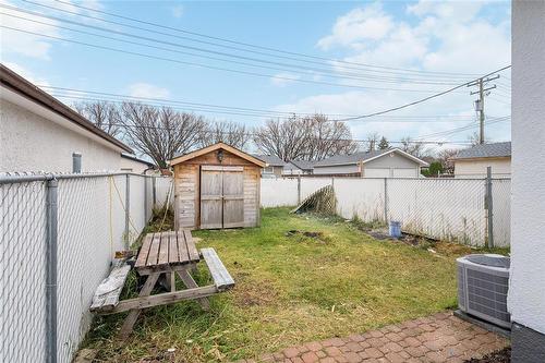 352 Mcmeans Avenue, Winnipeg, MB - Outdoor