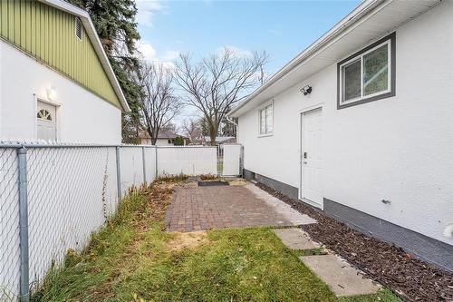 352 Mcmeans Avenue, Winnipeg, MB - Outdoor With Exterior