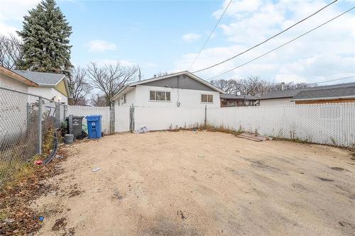 352 Mcmeans Avenue, Winnipeg, MB - Outdoor