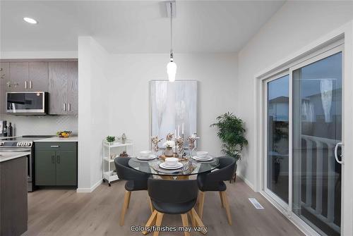 24 Barnes Place, West St Paul, MB - Indoor Photo Showing Dining Room