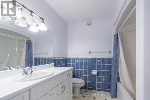 18 Simcoe Drive, Belleville, ON - Indoor Photo Showing Bathroom