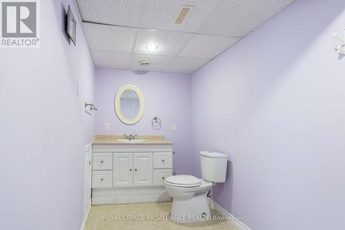 18 Simcoe Drive, Belleville, ON - Indoor Photo Showing Bathroom