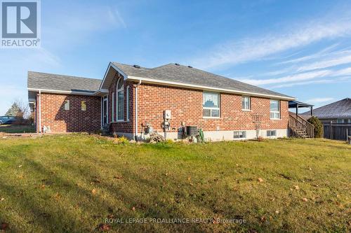 18 Simcoe Drive, Belleville, ON - Outdoor With Exterior