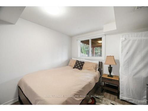 29 Don Head Village Blvd, Richmond Hill, ON - Indoor Photo Showing Bedroom